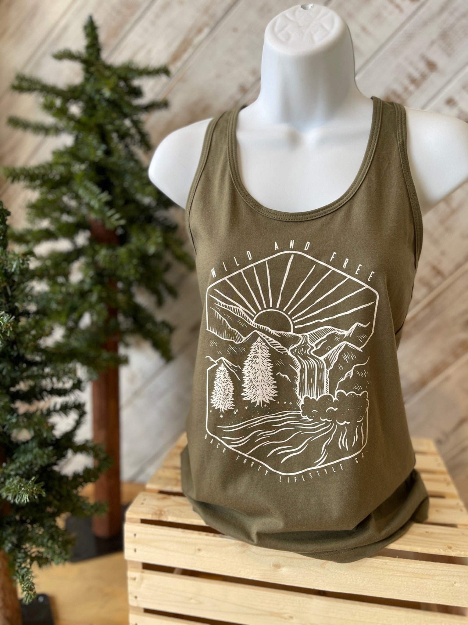 Wild And Free Fitted Tank - Ladies